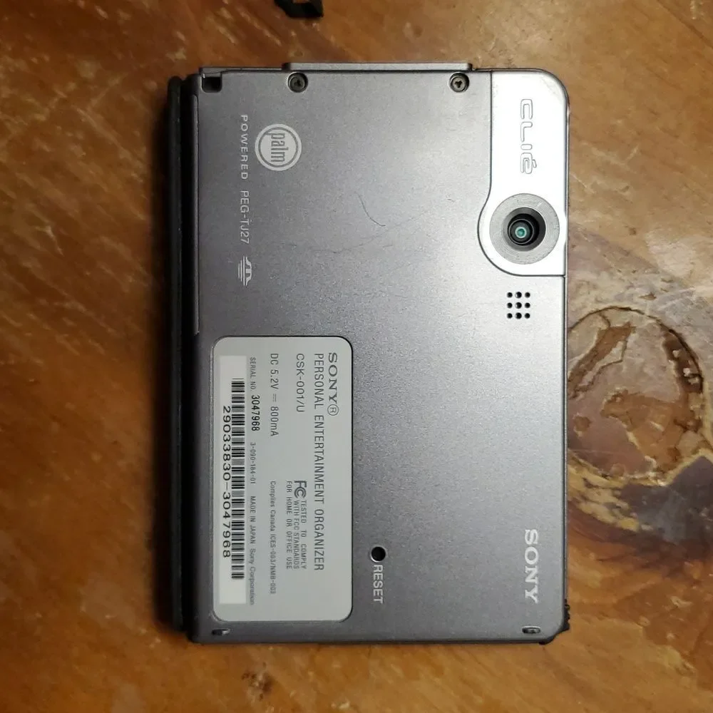 Sony Palm-Powered Digital Camera with Charger – Fully Functional